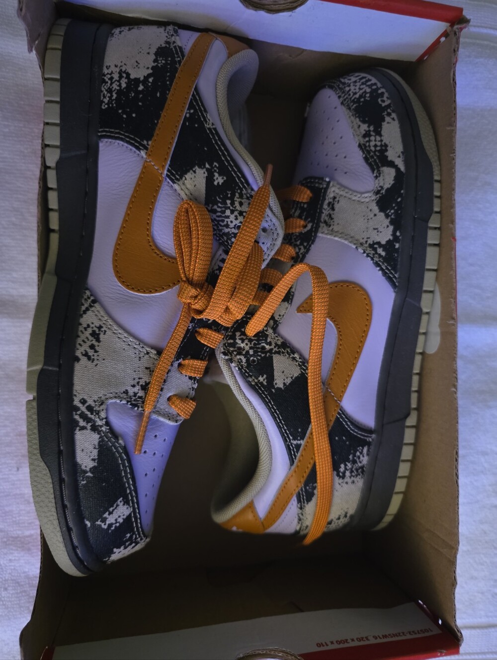 Nike Dunk Low Retro LTD Doll Monarch Desert Khaki Sneakers Wm 9.5 Men 8